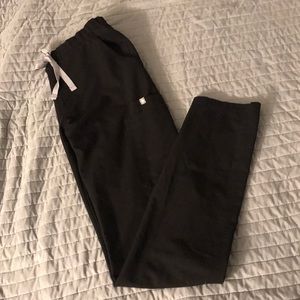 Tall Figs Skinny Pant Scrub